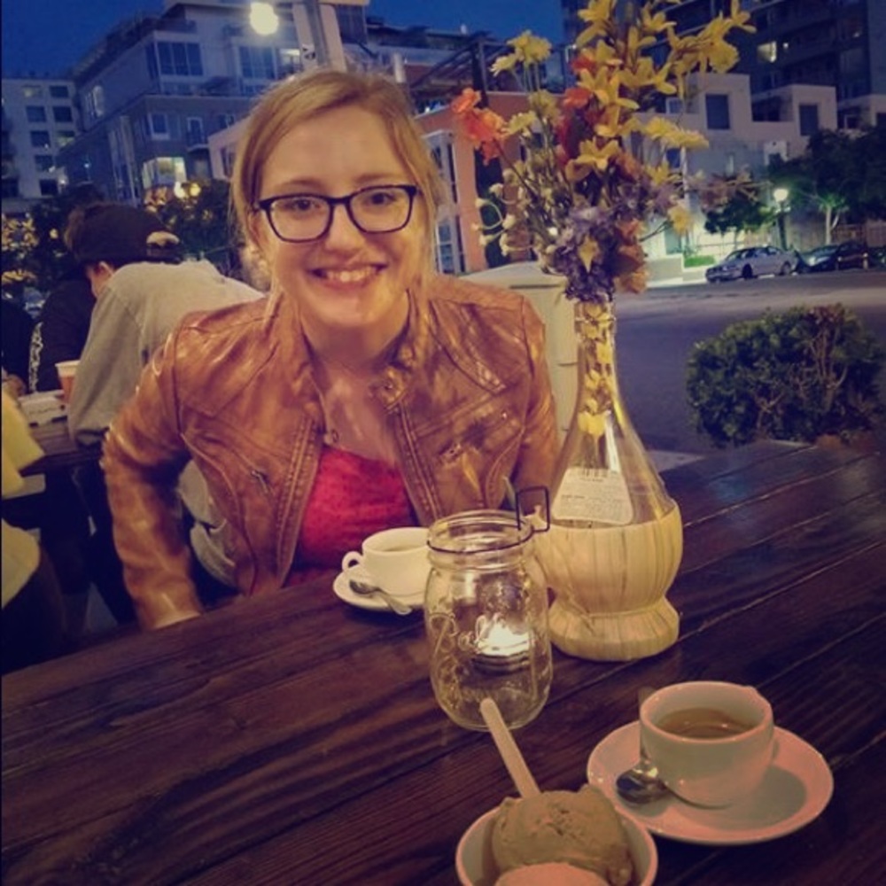 Meet your Posher, Savannah